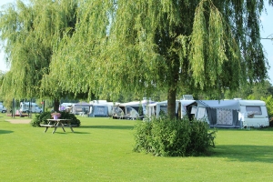 minicamping De Gijzel in Helvoirt, uitstekende voorzieningen aanwezig. 